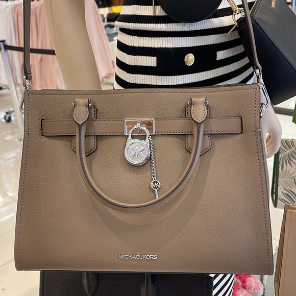 MICHAEL KORS HAMILTON MEDIUM SATCHEL 
 COLOR: Dusk 
NWT - Picture 1 of 16